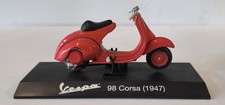Vespa 98 Corsa 1947 Piaggio scala 1/18 Maisto  Die cast