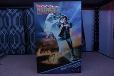 HOT TOYS BACK TO THE FUTURE