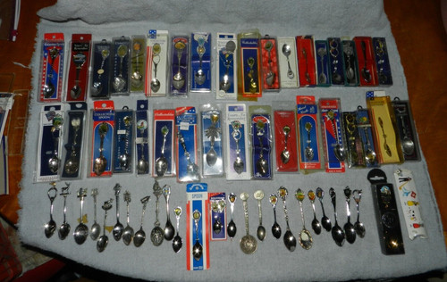 Collector spoons lot of 62 - ,