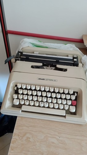 Maccchina per scrivere-