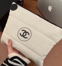 Beauty Pouch Bianco Logo