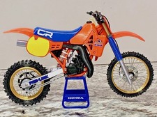 1984-85 HONDA CR 250R 1:6