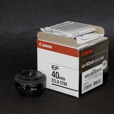 Canon EF 40mm f/2.8 STM
