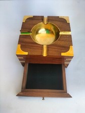 Piccolo posacenere da fumo in