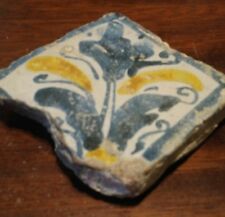 antico tozzetto mattonella riggiola maiolica del 1500 Caltagirone