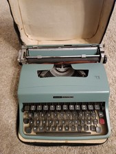 macchina da scrivere olivetti lettera 32