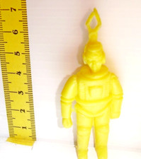 omino spaziale sorpresina anni