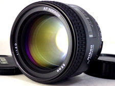 Nikon AF Nikkor 85 mm f/1.8 D