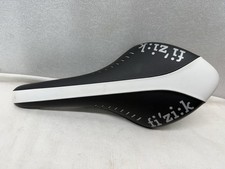 Sella bici da strada Fizik