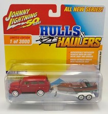 ★ CHEVROLET SUBURBAN 1950 + WOODEN SPEEDSTER - JOHNNY LIGHTNING - 2019 - JLBT011