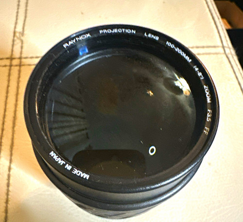 Raynox 100 250mm 7 - raynox, f/3.7