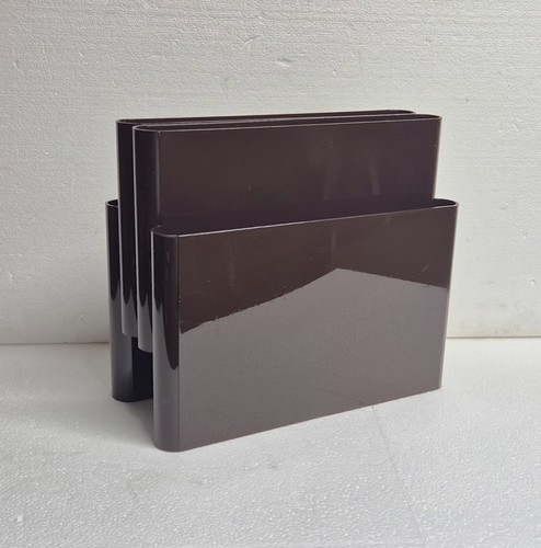 Kartell plastic magazine rack - magazine,