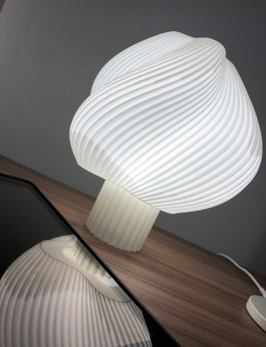 Lampada bianca tavolo - da,