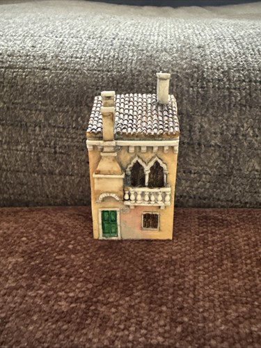 Edificio miniatura giovanni - in,