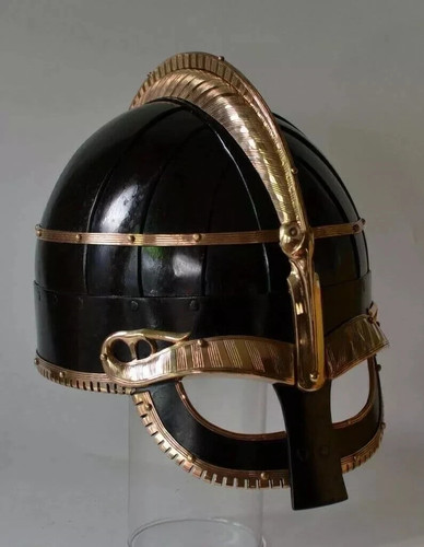 Elmetto vichingo venduto