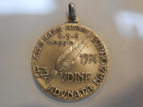 Medaglia argentata adunata