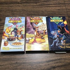 2x Winnie the Pooh Walt Disney