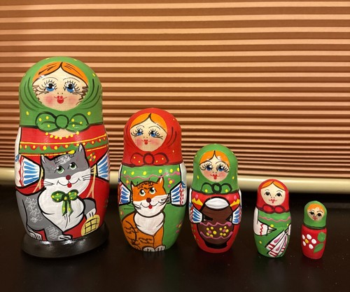 Bambole russe nido set - , di