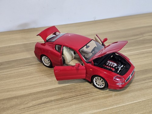 Auto pressofusa bburago - pressofusa, 1/18