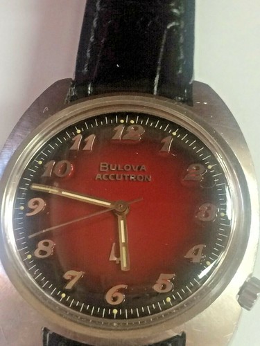 Bulova - ,