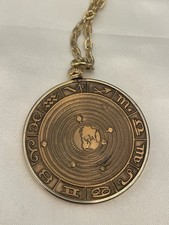 Collana con ciondolo oroscopo
