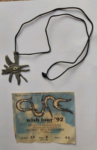 Rare vintage 1992 cure wish - rare,