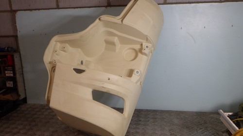 Pannello faro sinistro