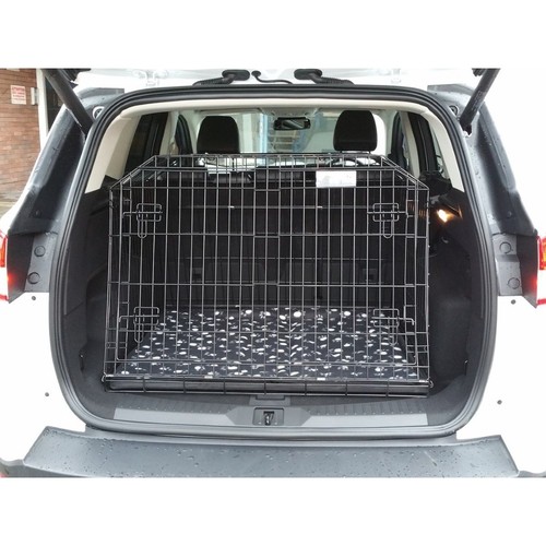 Pet world ford kuga - pet,