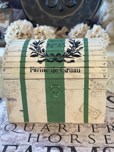 Cassettiera decorativa dipinta