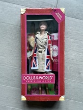 Barbie dotw passport 2012 - dotw,