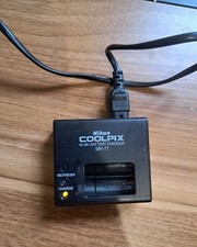 Caricabatterie Nikon MH-71 –