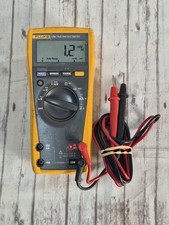 Multimetro Fluke 179 True RMS con cavi