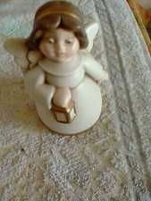 Fine porcelain angel egen. 