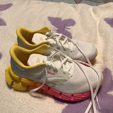 Scarpe da corsa su strada