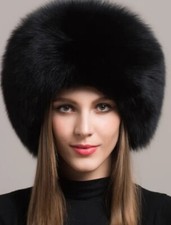 Cappello Nero In Pelliccia