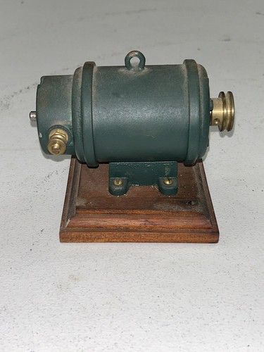 Modellino antico generatore