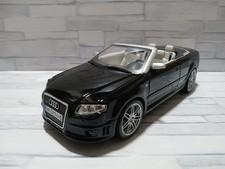 Minicar 1/18 Audi RS4