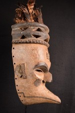 Un'autentica maschera africana