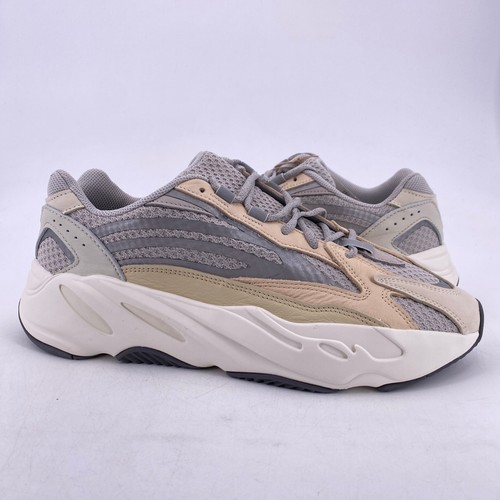 Yeezy 700 crema 2021 - "crema",