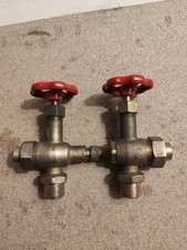pair of taps for level