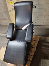 POLTRONA  ELETTRICA AMBULATORIO VISITA MEDICA IN PELLE USATA