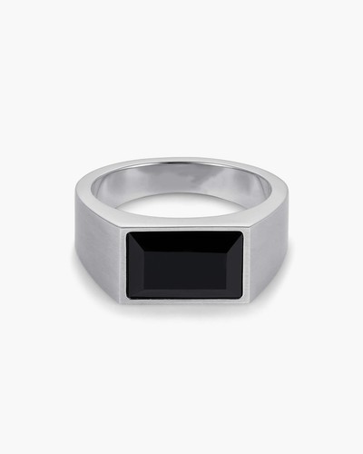 Anello uomo pietra preziosa