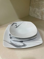 PIATTI GIORNALIERI QUADRATI IN