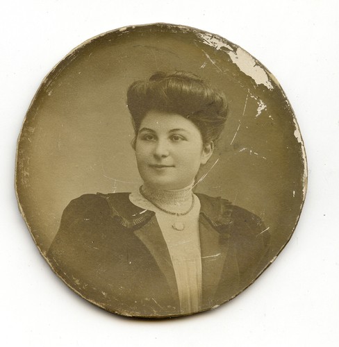 Jeune donna medaglione - jeune,