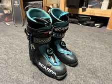 Scarponi da sci alpinismo