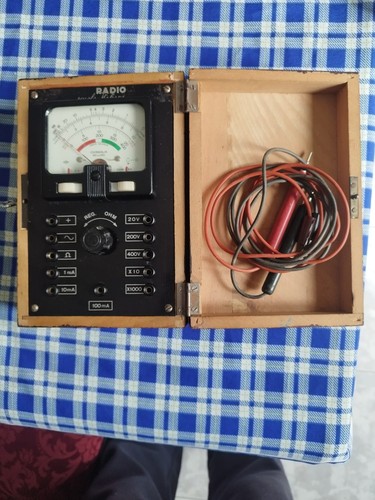 Tester scuola radio italiana - scuola,