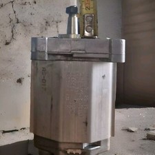 Pompa ORIGINALE Idraulica ANTONIO CARRARO TIGRONE 3700.  RICAMBIO NUOVO