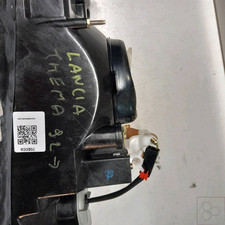 DX. PROIETTORE per LANCIA THEMA 2.0 16V LS S.W. . 1992-1994 70ecc6 82436582