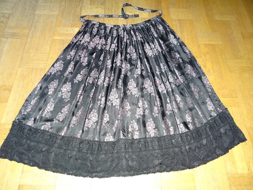 Costume tradizionale grembiule