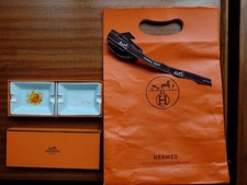Hermes, mai usato, mini posacenere set di 2, in porcellana con busta e nastro